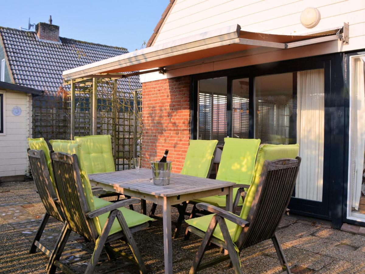 Cosy Holiday Home In Noordwijkerhout Near Lake Екстер'єр фото